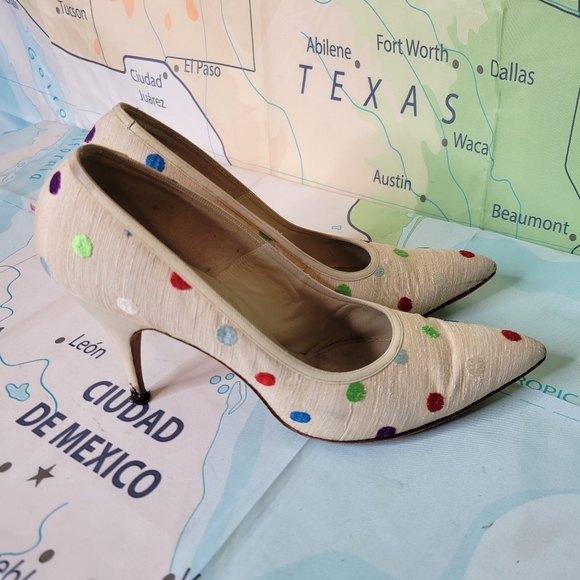 Vintage 1950s Heels Shoes Pumps Hemphill Wells  Polka Dot Women's  Size 6.5 - Picture 3 of 7